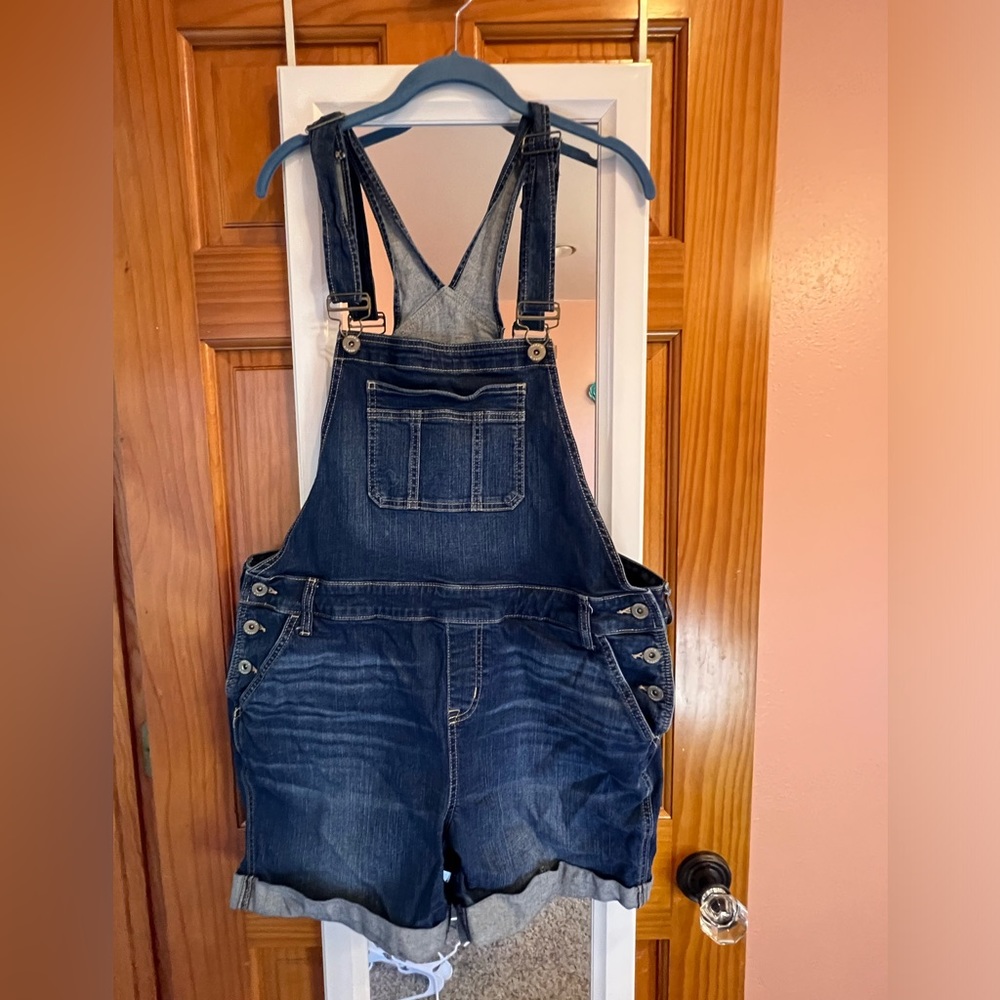 Torrid.  Size 18. Denim short overalls